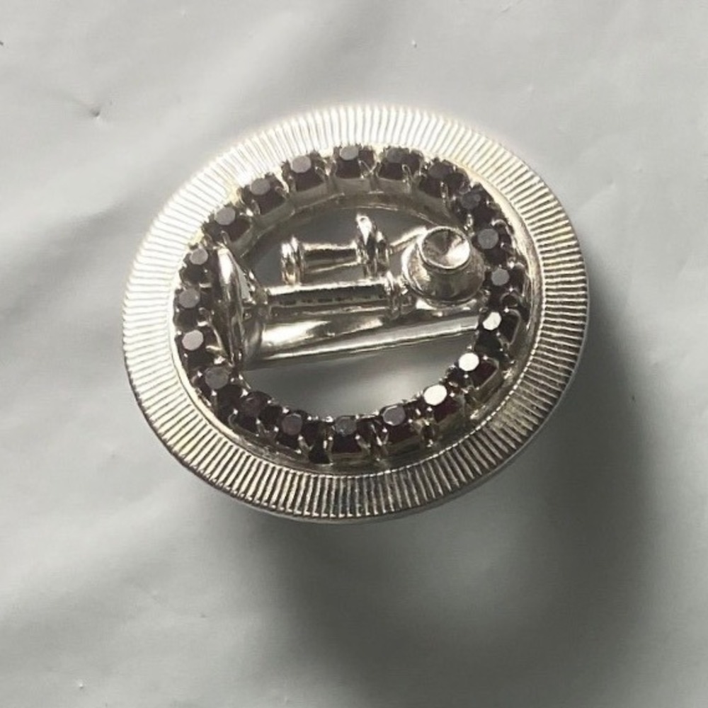 Vintage Style Silver Tone Purple Rhinestone‎ Round Halo Brooch Pin Ribbed Edge